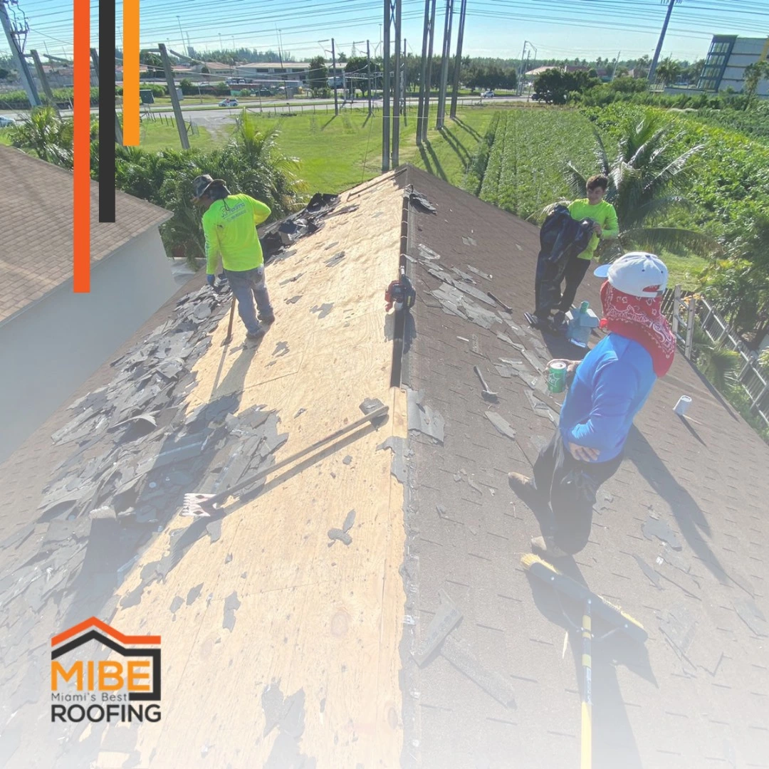Commercial-Roofing-Contractor-in-Miami-Florida-Copy.webp