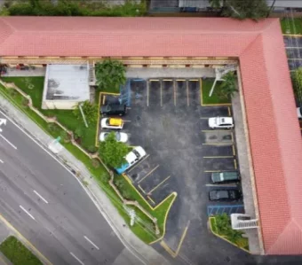 Commercial Roofing Contractor install and repair in Miami Dade Floridal